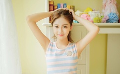 王梅广场舞大辫子